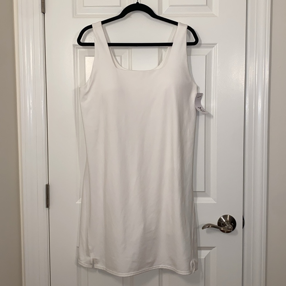 Xersion Plus Size Everultra-Lite Sleeveless Built in Bra Shorts Tennis Dress - Picture 5 of 12